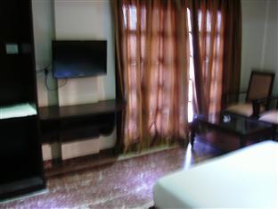 העיר בנגלור Suvarna Samphala Inn מראה חיצוני תמונה